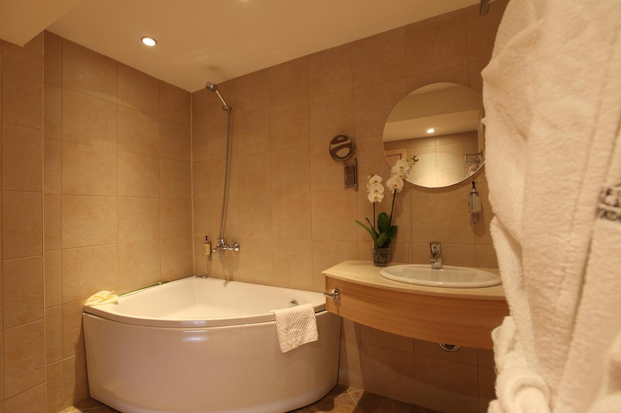 Belchin Garden Spa&Wellness Luaran gambar